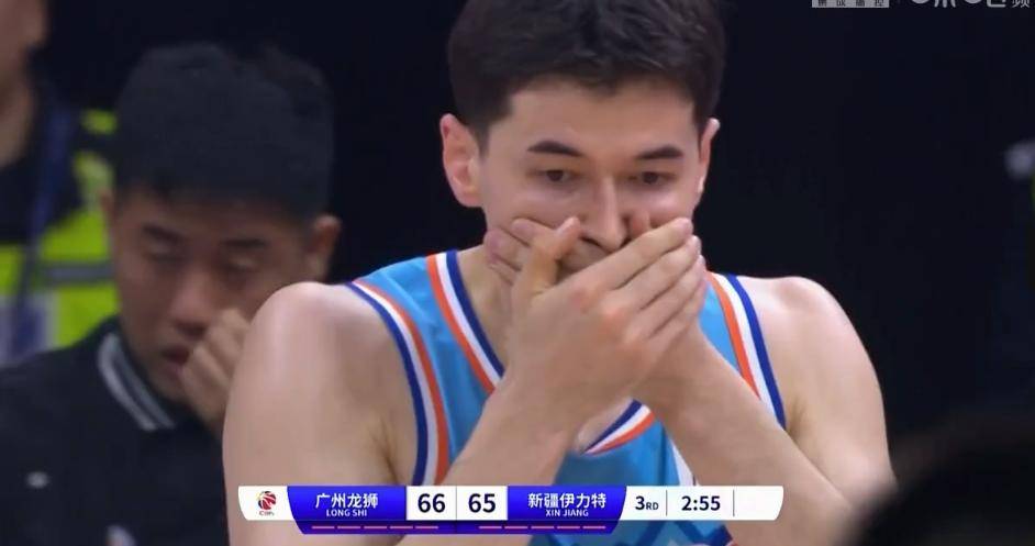 JackeyLove爆冷击败阿森纳，败北引爆全场！的简单介绍